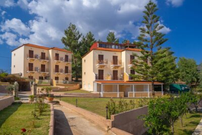Karavados Beach Hotel – Apartment Ground Floor Garden View (5)